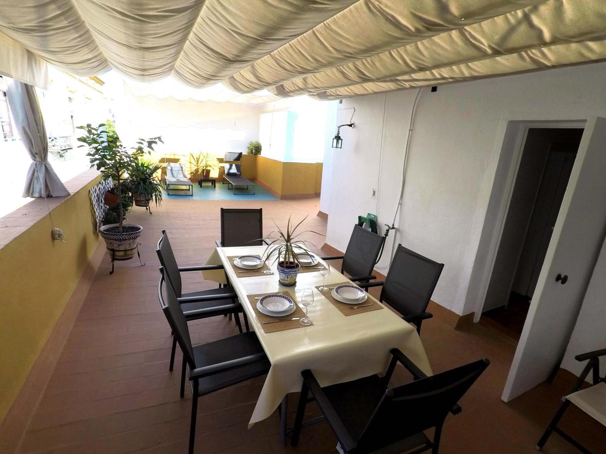 Duplex Acogedor Con Gran Terraza En Pleno Centro De Sevilla! Luaran gambar