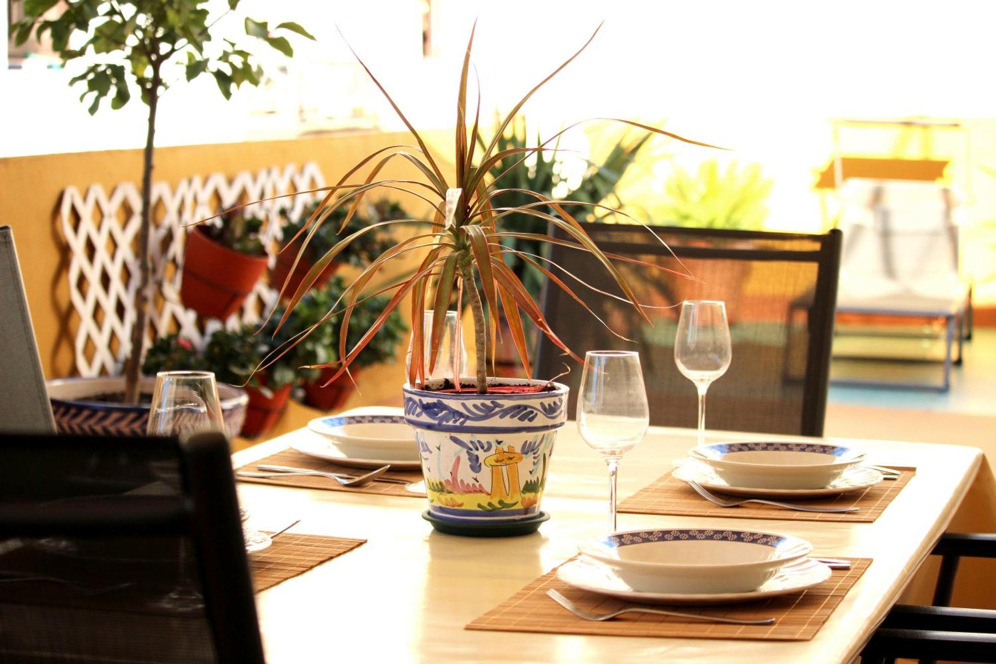 Duplex Acogedor Con Gran Terraza En Pleno Centro De Sevilla! Luaran gambar